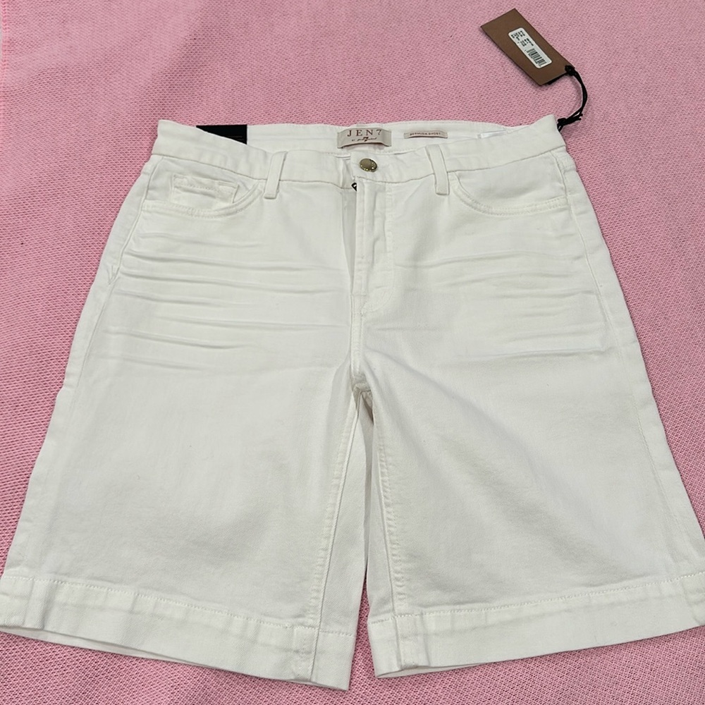 Jen 7 by 7 for all mankind short